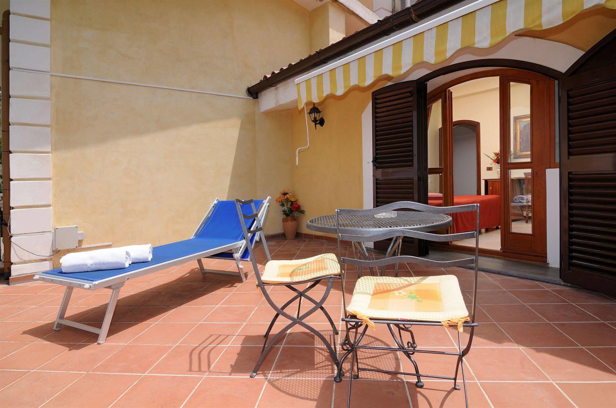 Hotel Villa La Colombaia Agropoli Exterior photo