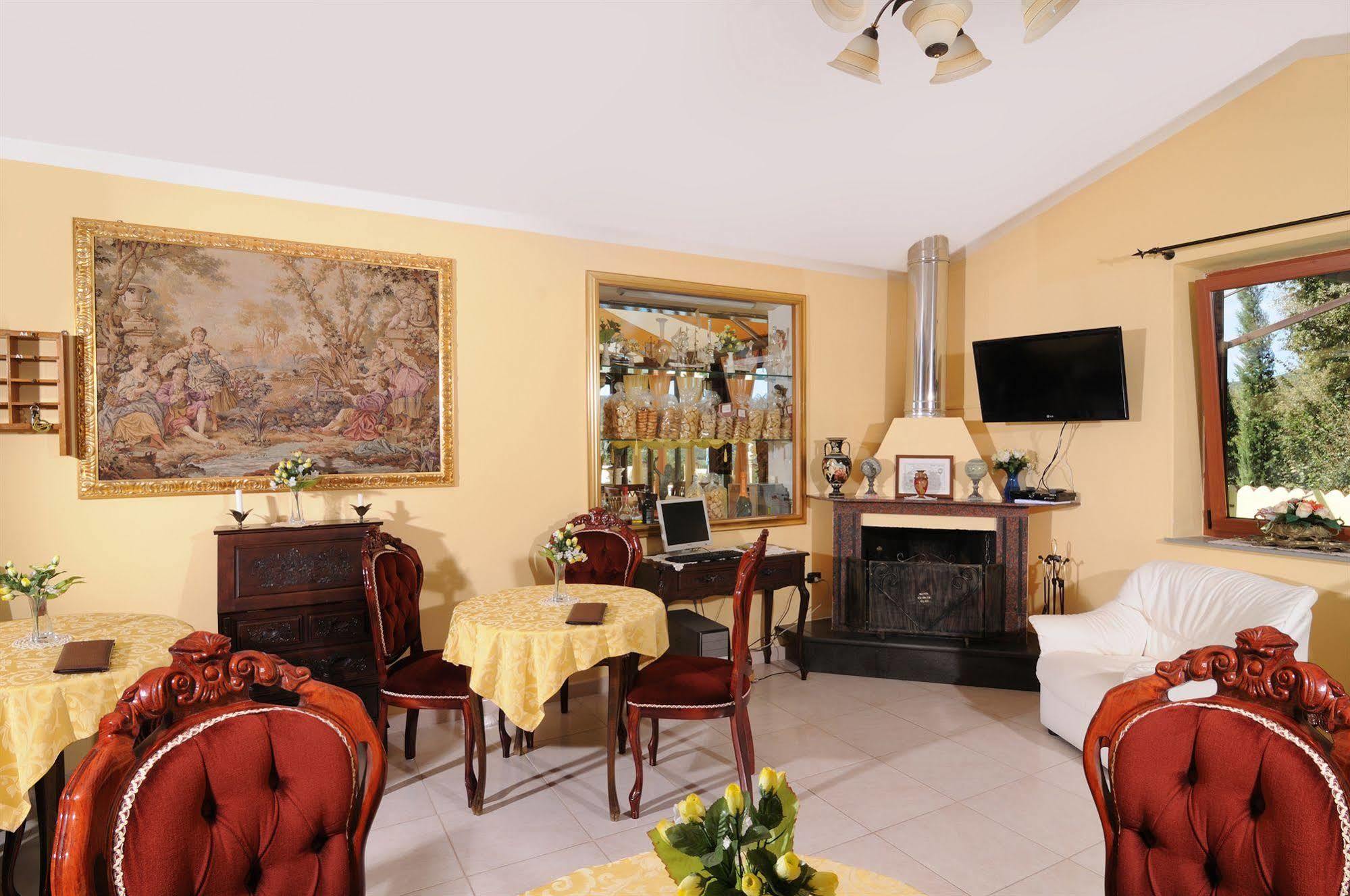 Hotel Villa La Colombaia Agropoli Exterior photo