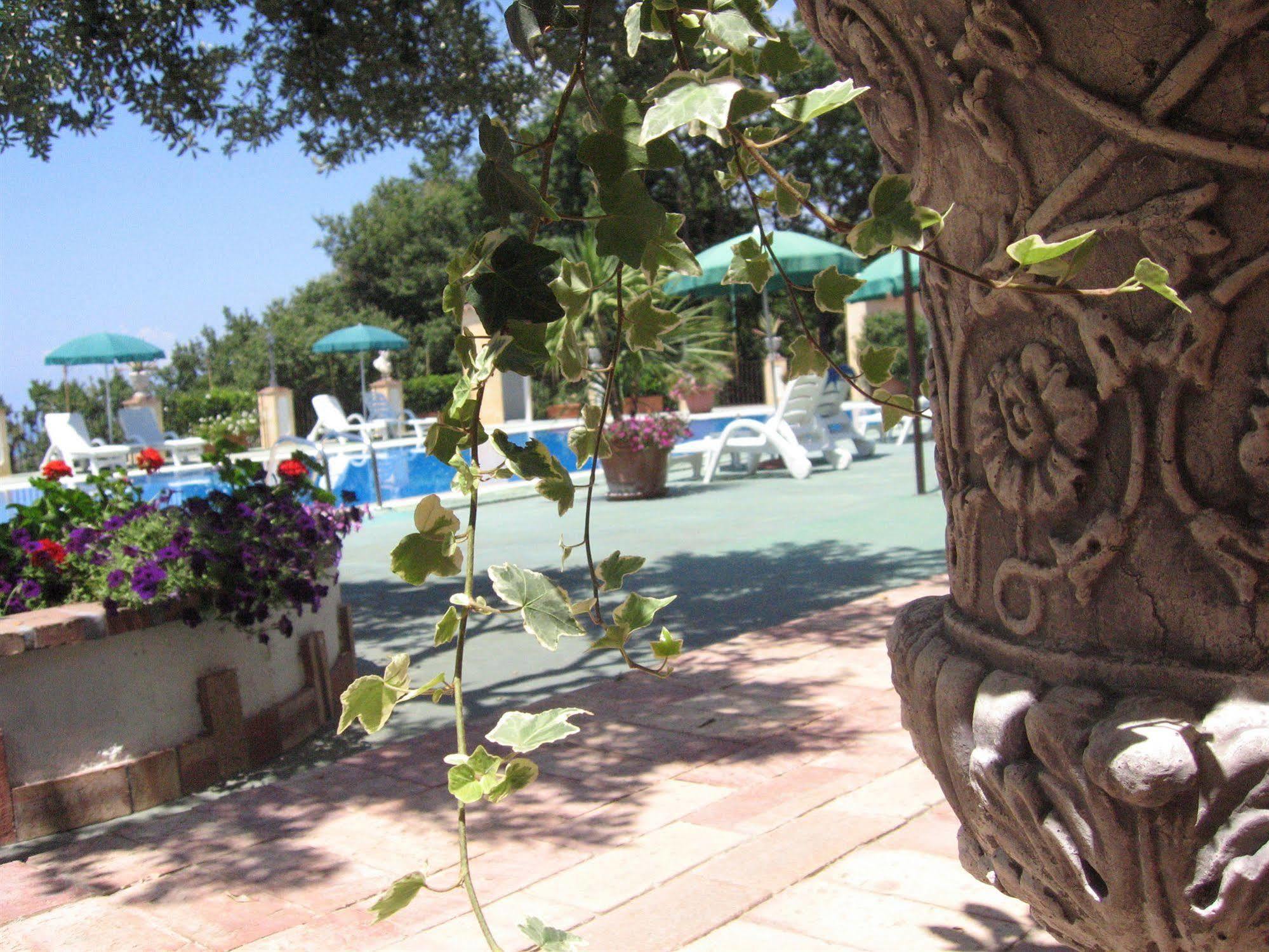 Hotel Villa La Colombaia Agropoli Exterior photo