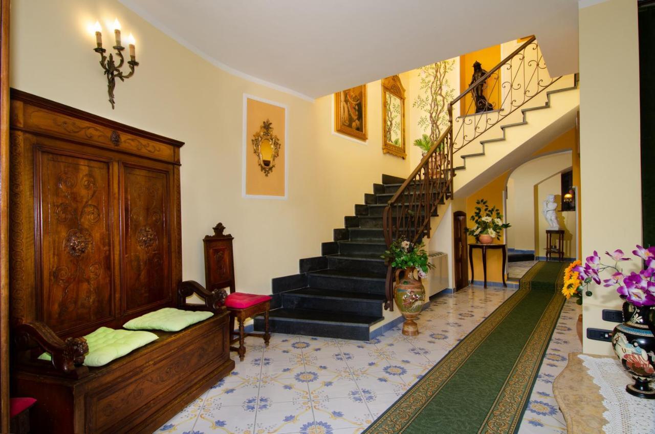 Hotel Villa La Colombaia Agropoli Exterior photo
